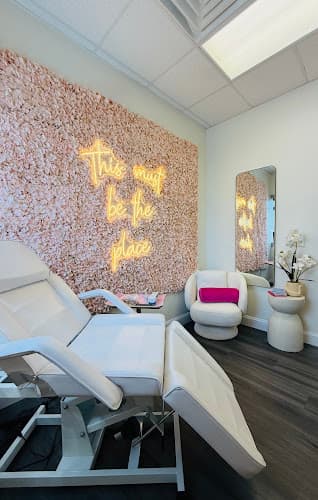 Ideal Weight and Aesthetics clinic