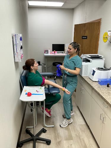 Lone Star Center for Health and Wellness clinic