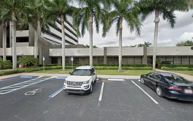 Renew Vitality Testosterone Clinic of Naples clinic
